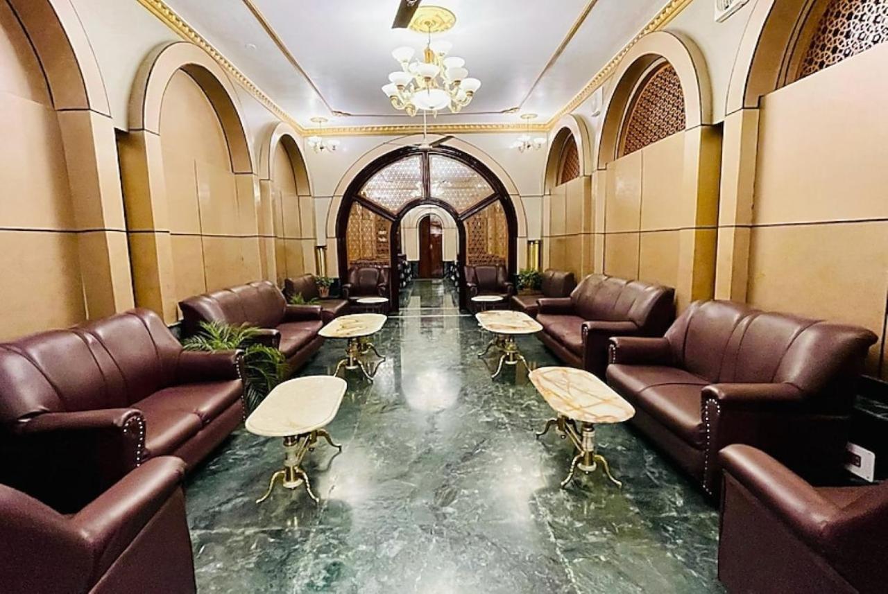 Hotel International Srinagar Екстер'єр фото